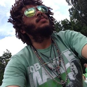 Don't forget how beautiful of an person you are 🌹😎🤟